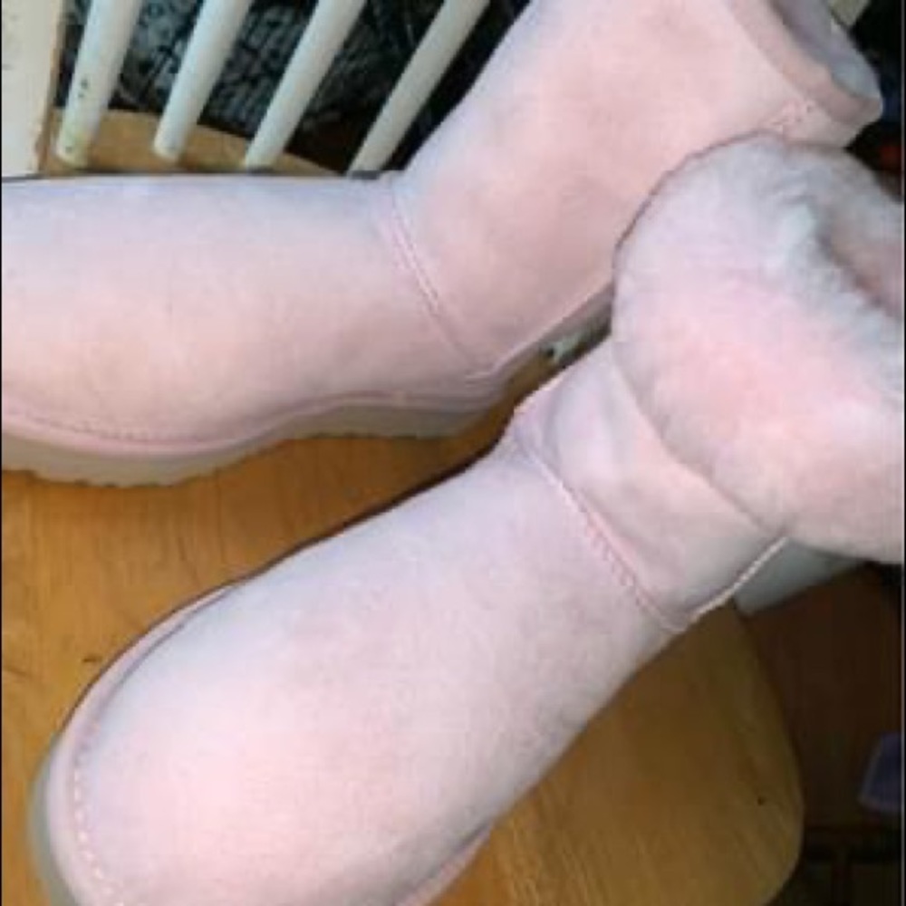 Ugg boots - Picture 3 of 4